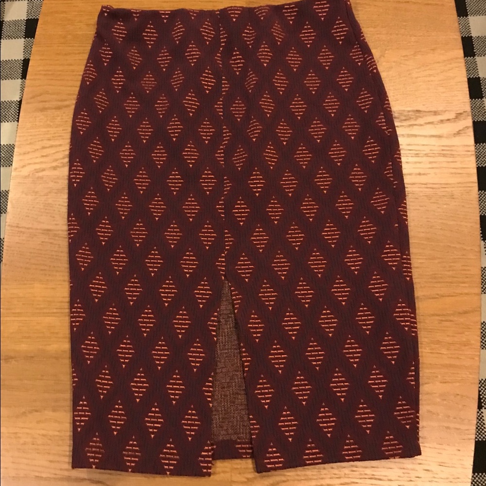 Zara Midi Pencil Skirt ||Size M||